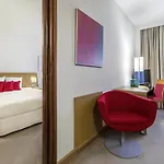 מלון Novotel Centrum 4*