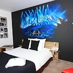 מלון Novotel Centrum