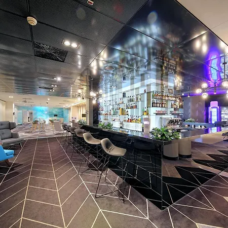 Novotel Centrum فندق كاتوفيتسه