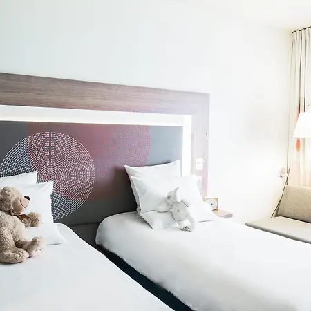Novotel Centrum Hotel 4*