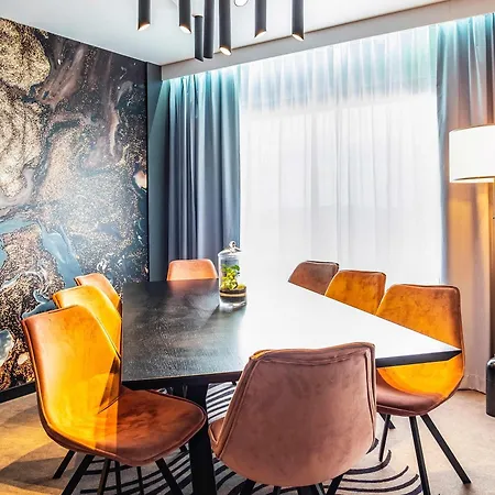 Novotel Centrum Hotel 4*