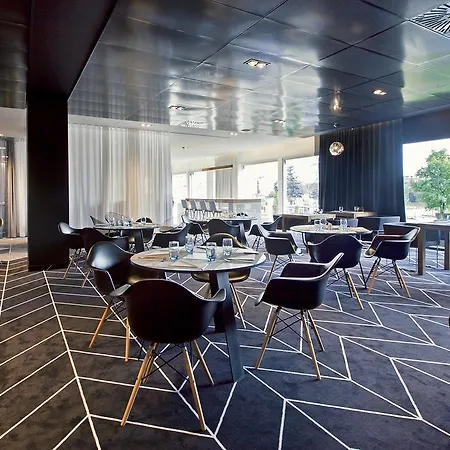 Novotel Centrum Hotel