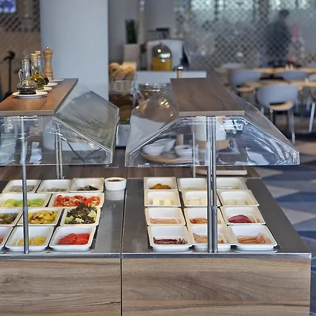 Novotel Centrum Hotel