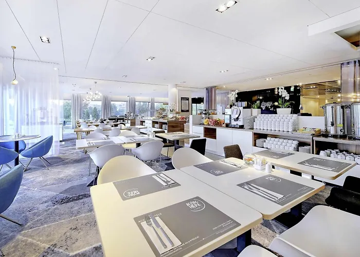 Novotel Centrum Hotel 4*