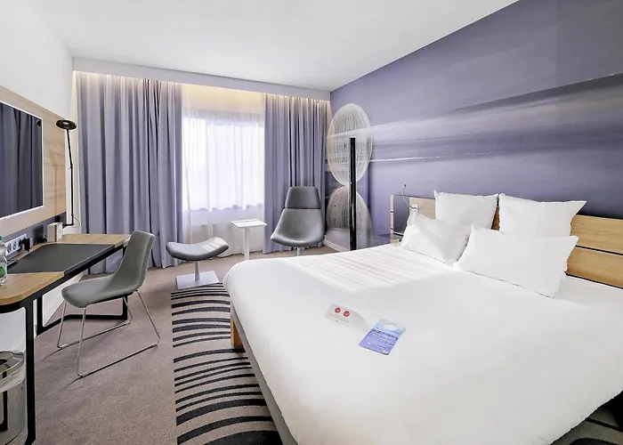 Novotel Centrum Hotel 4*