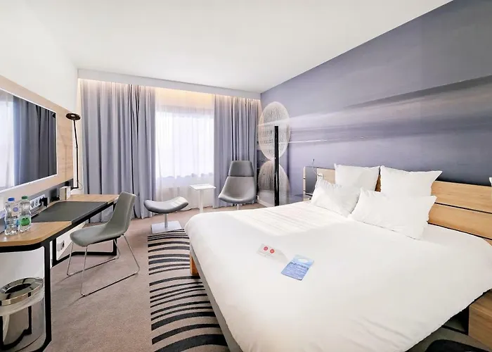 Novotel Centrum Hotel 4*